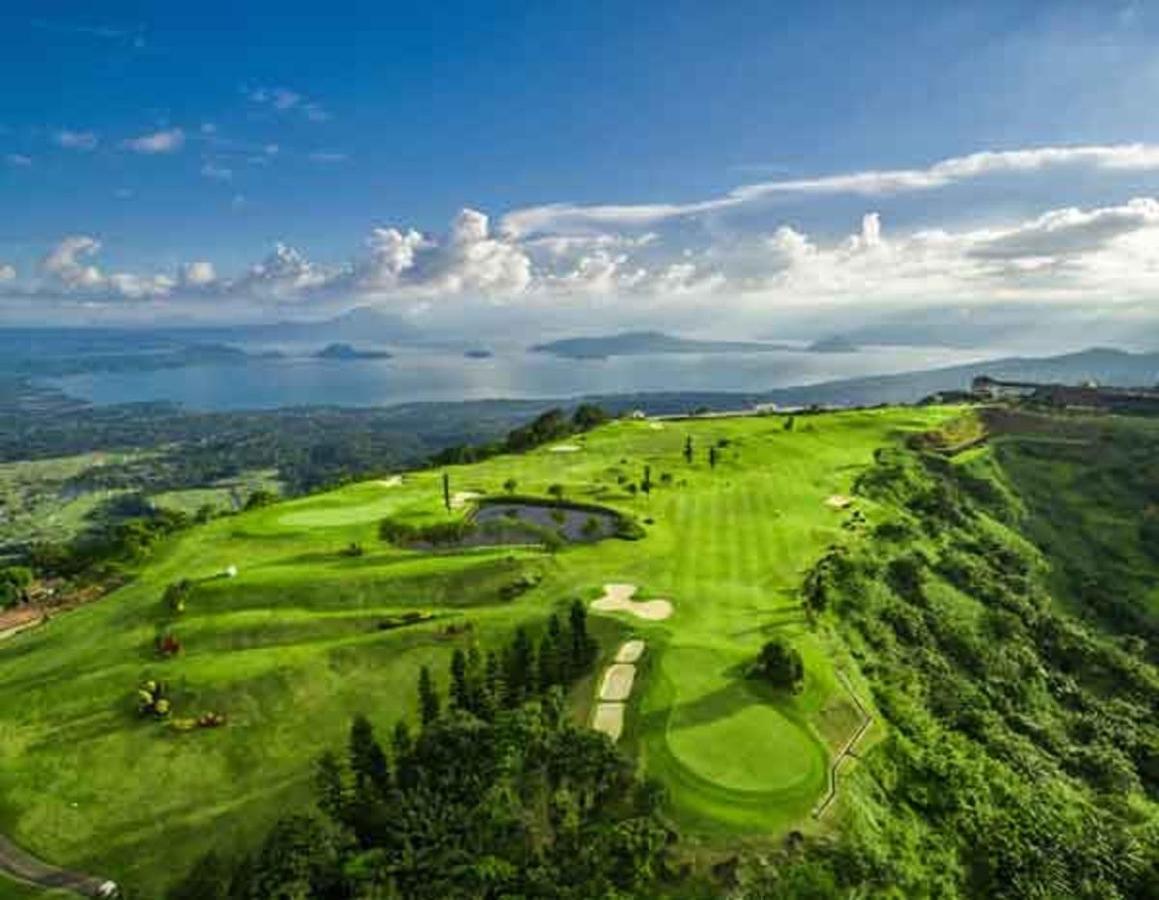 Splendido Tagagtay Taal Lake Staycation Free Parking Netflix No Free Pool Tagaytay City Exteriör bild
