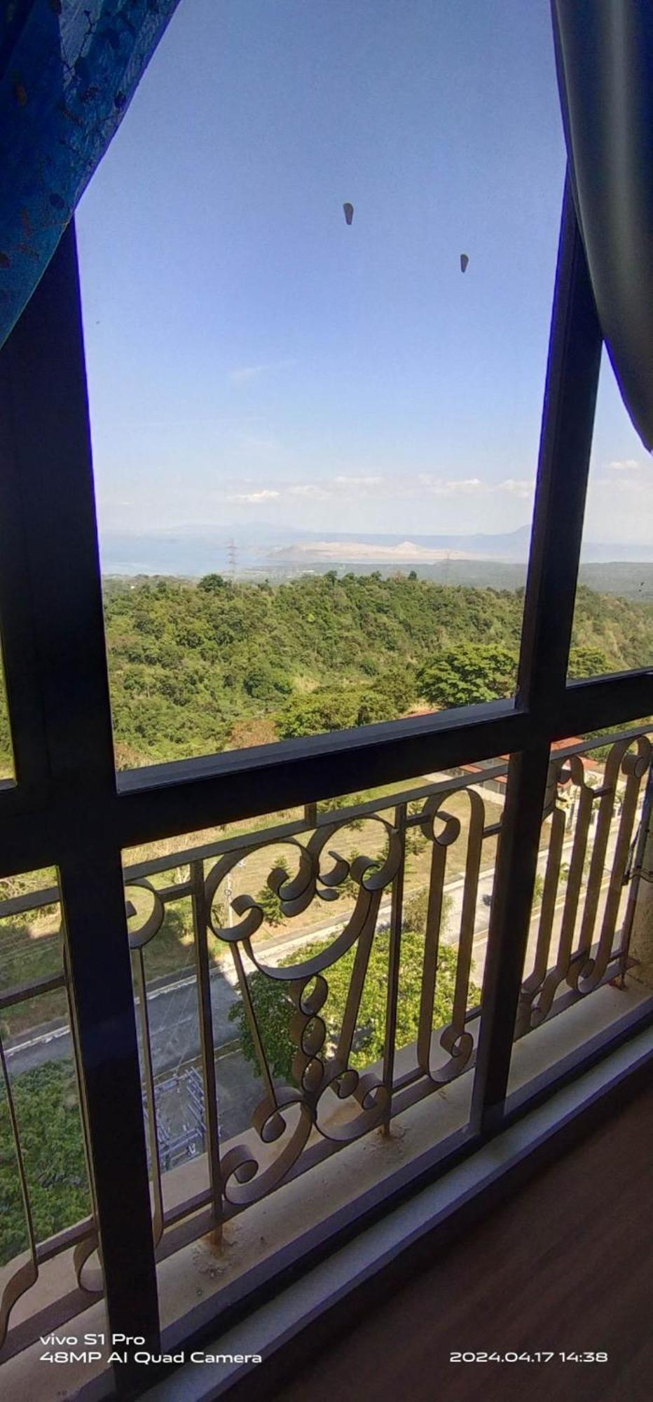 Splendido Tagagtay Taal Lake Staycation Free Parking Netflix No Free Pool Tagaytay City Exteriör bild