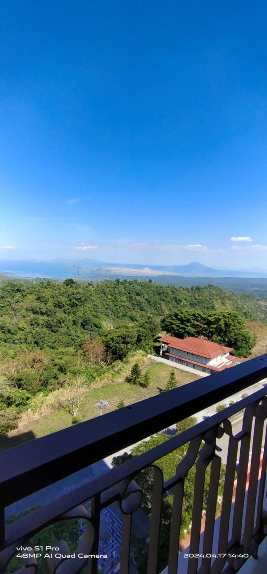 Splendido Tagagtay Taal Lake Staycation Free Parking Netflix No Free Pool Tagaytay City Exteriör bild