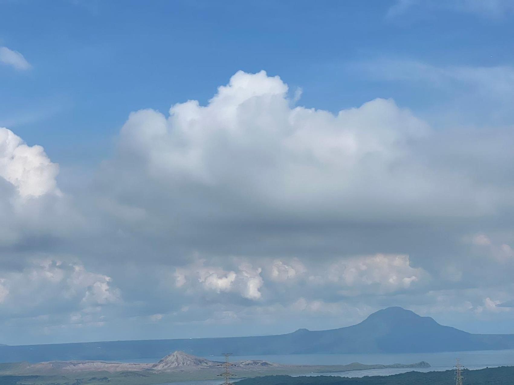 Splendido Tagagtay Taal Lake Staycation Free Parking Netflix No Free Pool Tagaytay City Exteriör bild