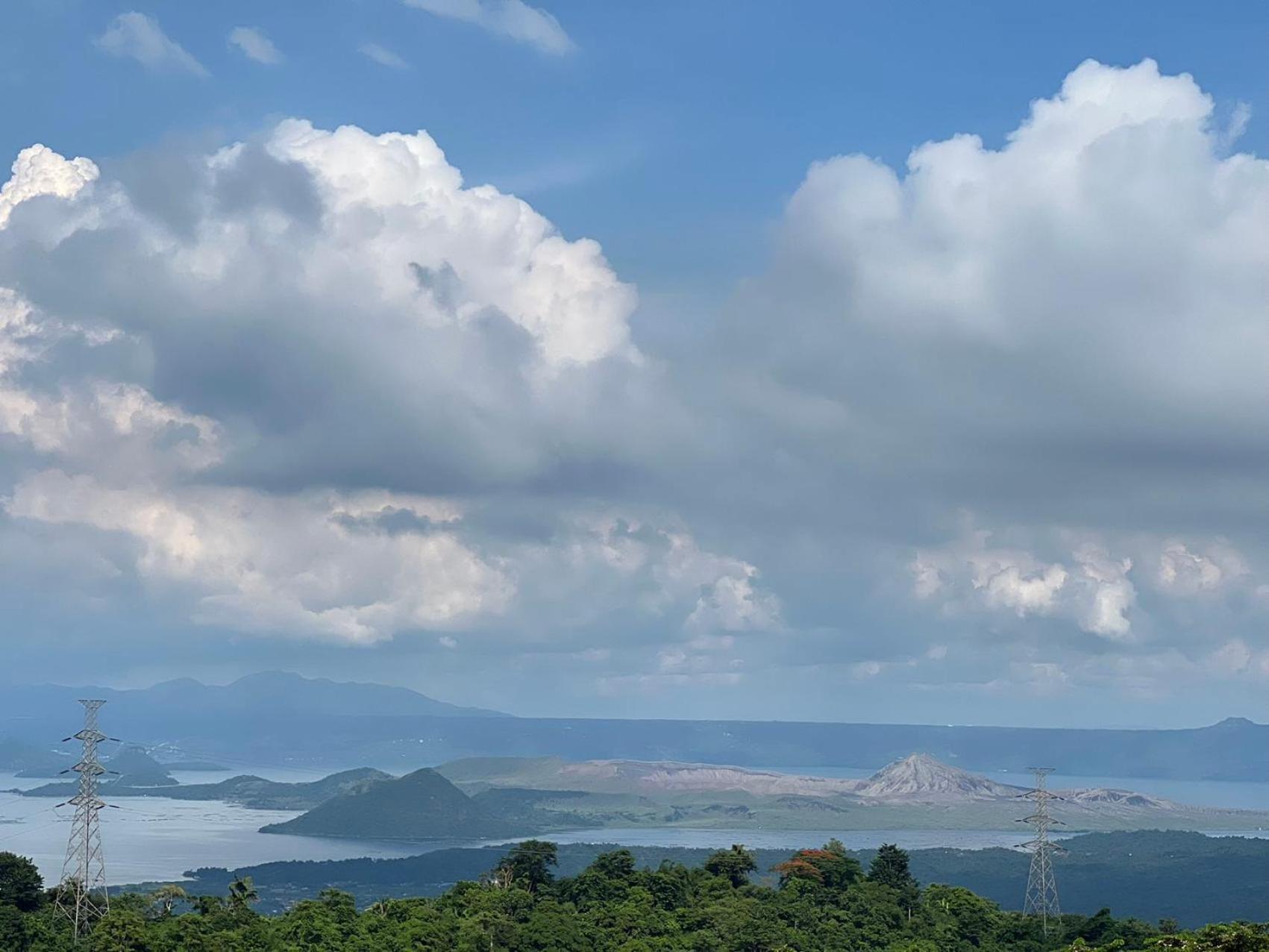 Splendido Tagagtay Taal Lake Staycation Free Parking Netflix No Free Pool Tagaytay City Exteriör bild