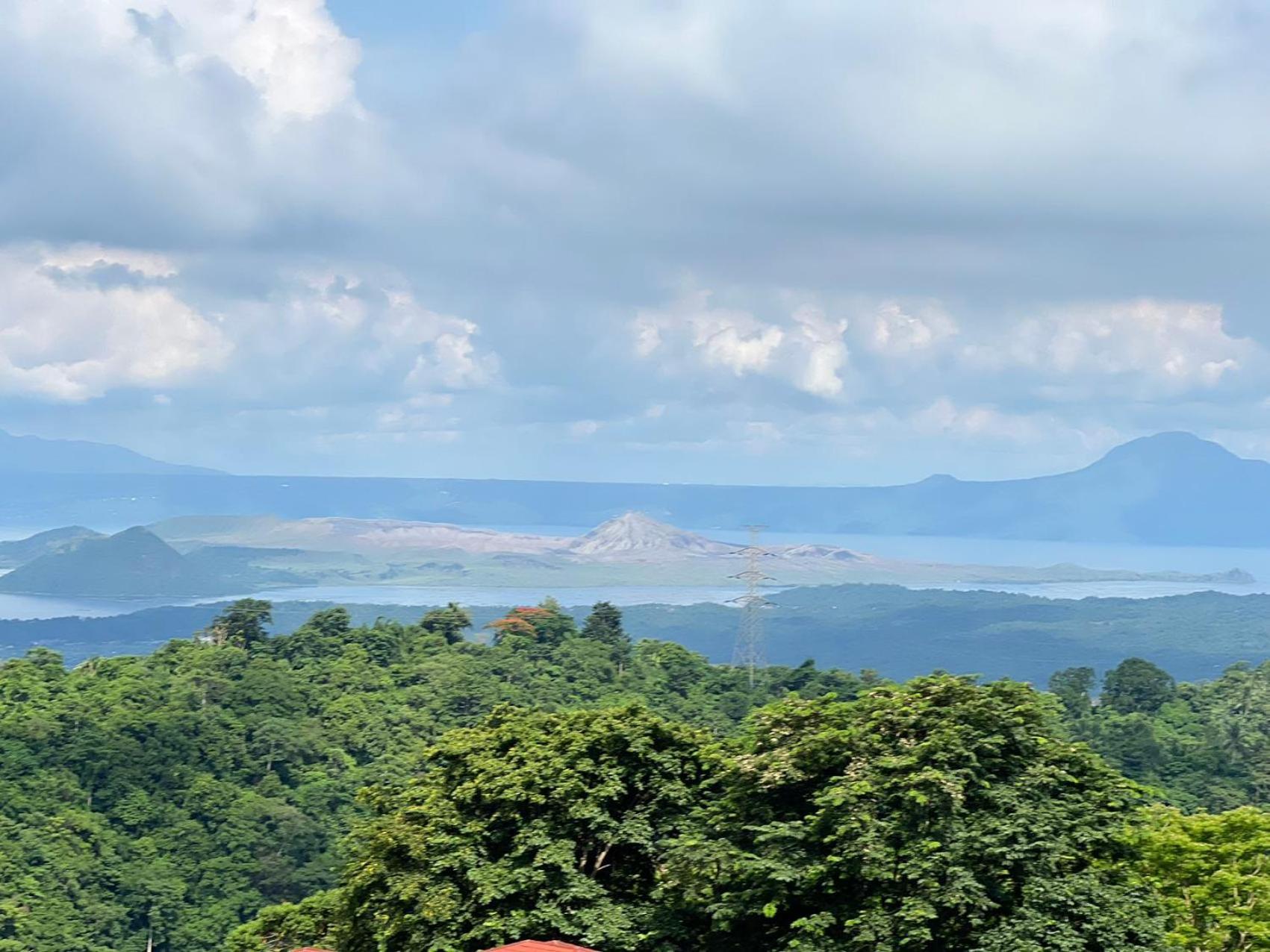 Splendido Tagagtay Taal Lake Staycation Free Parking Netflix No Free Pool Tagaytay City Exteriör bild