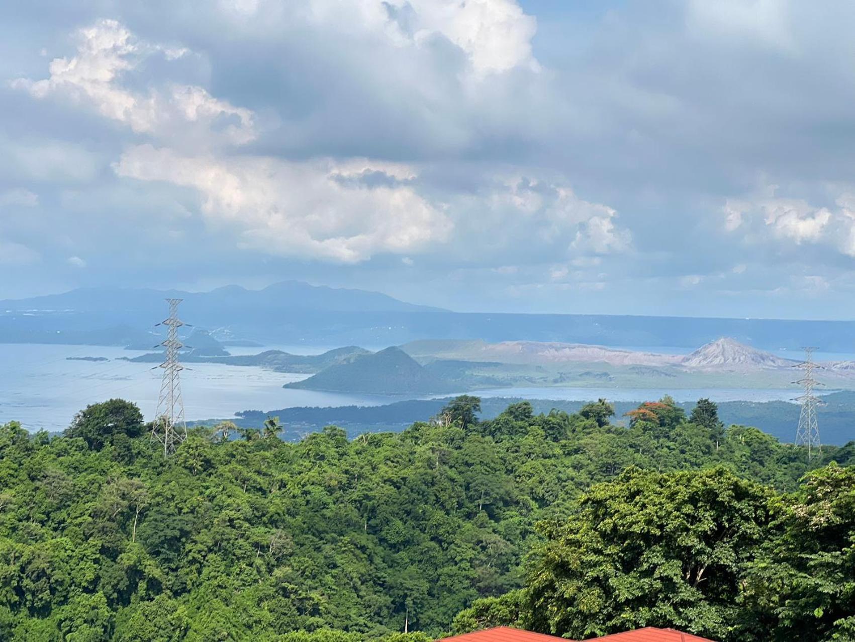 Splendido Tagagtay Taal Lake Staycation Free Parking Netflix No Free Pool Tagaytay City Exteriör bild