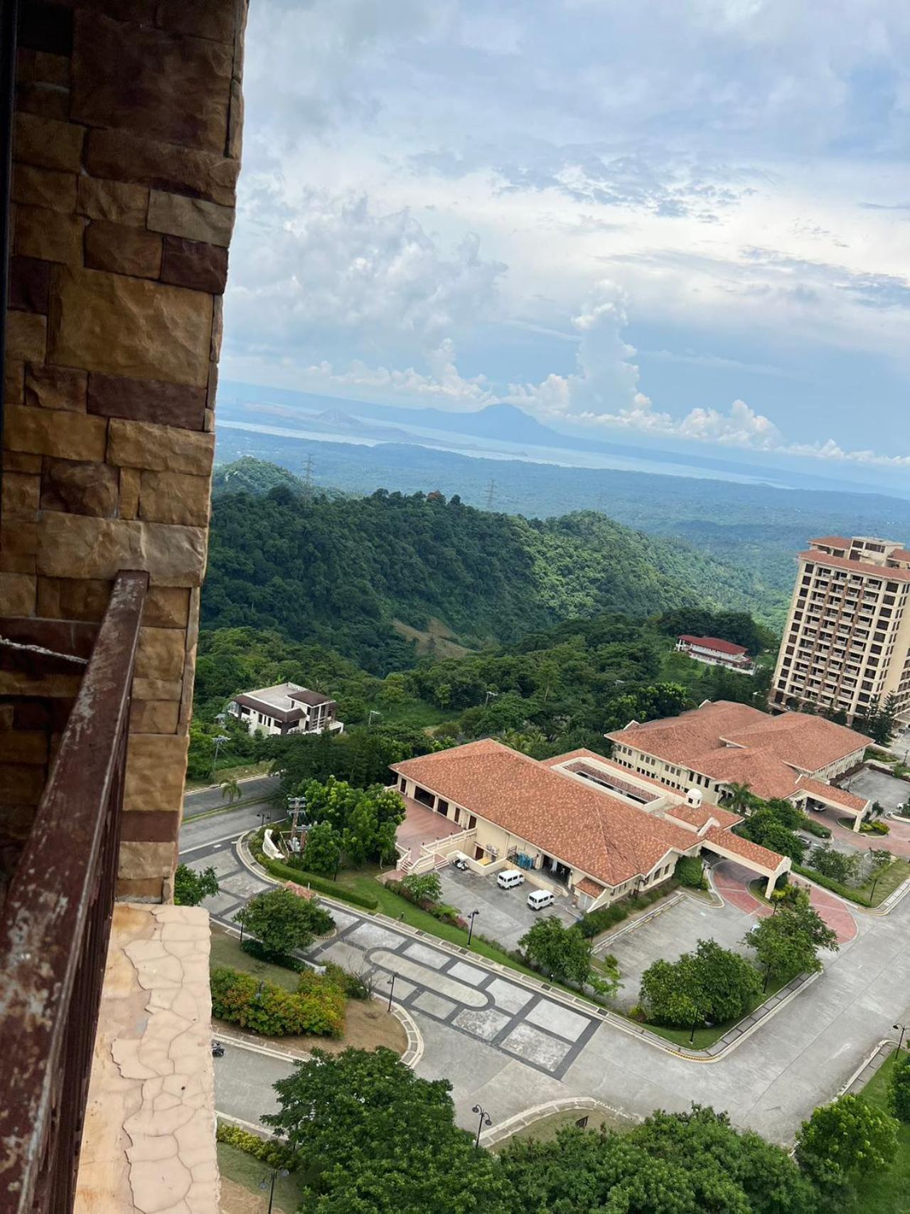Splendido Tagagtay Taal Lake Staycation Free Parking Netflix No Free Pool Tagaytay City Exteriör bild