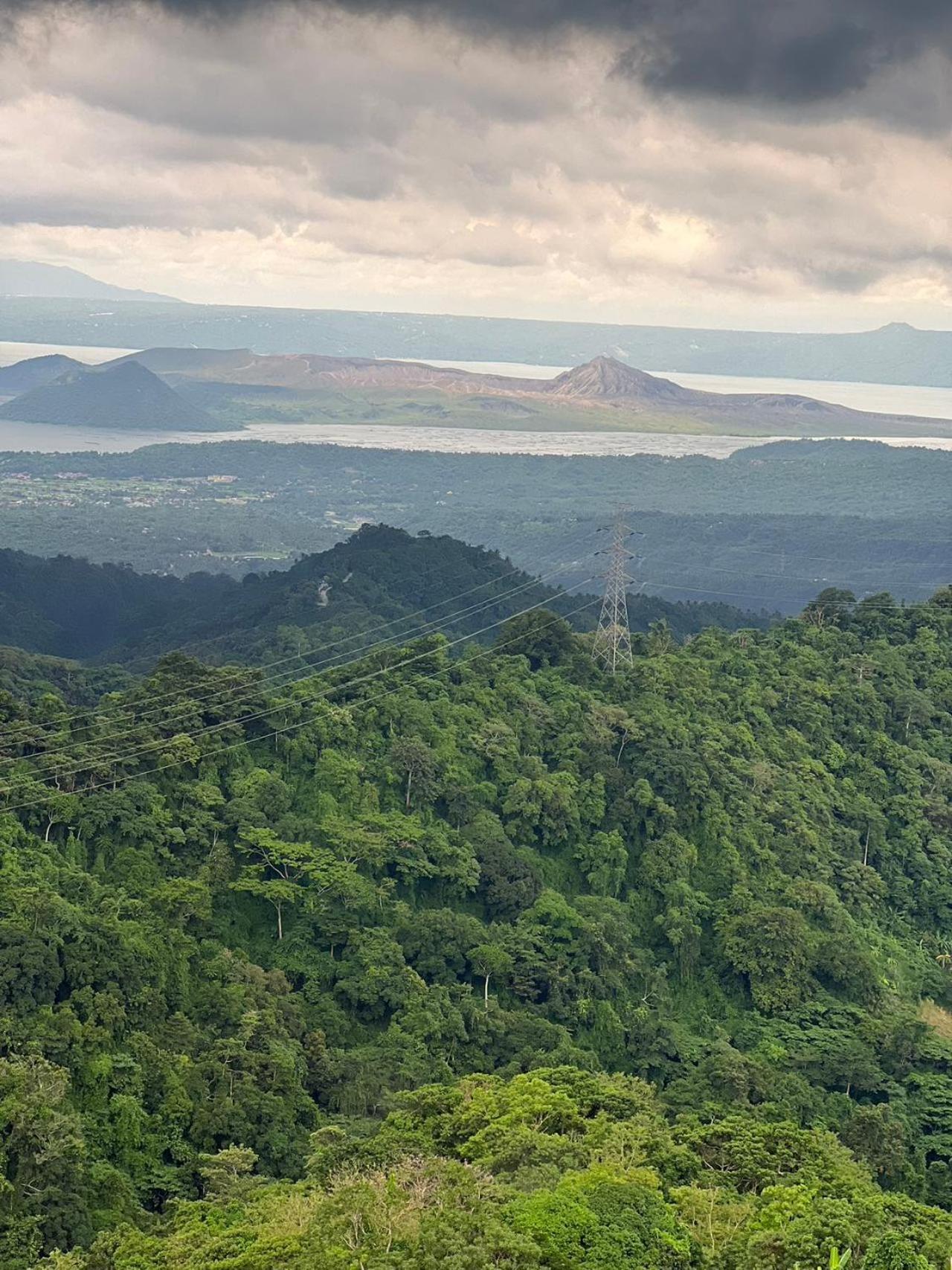 Splendido Tagagtay Taal Lake Staycation Free Parking Netflix No Free Pool Tagaytay City Exteriör bild