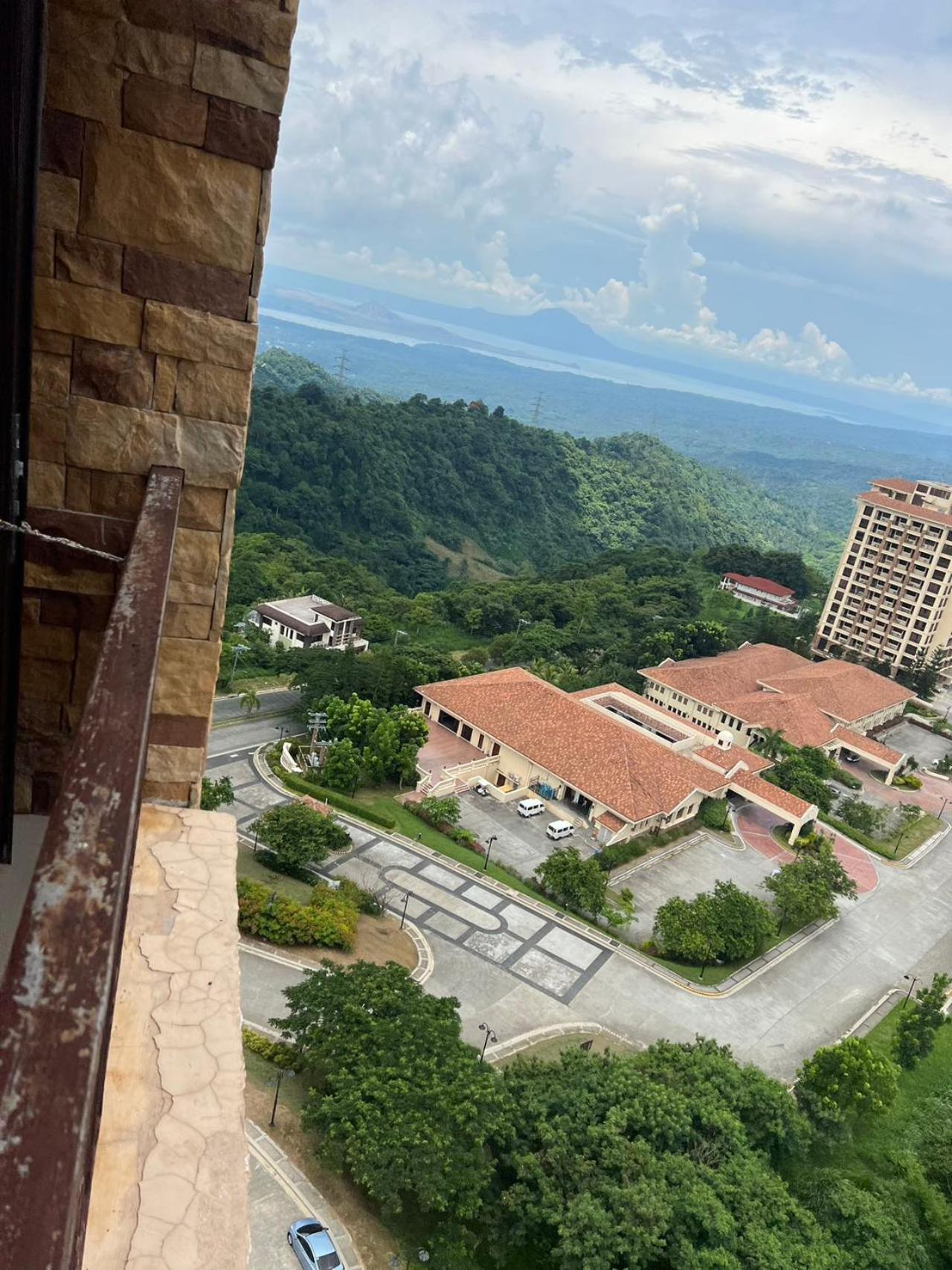 Splendido Tagagtay Taal Lake Staycation Free Parking Netflix No Free Pool Tagaytay City Exteriör bild