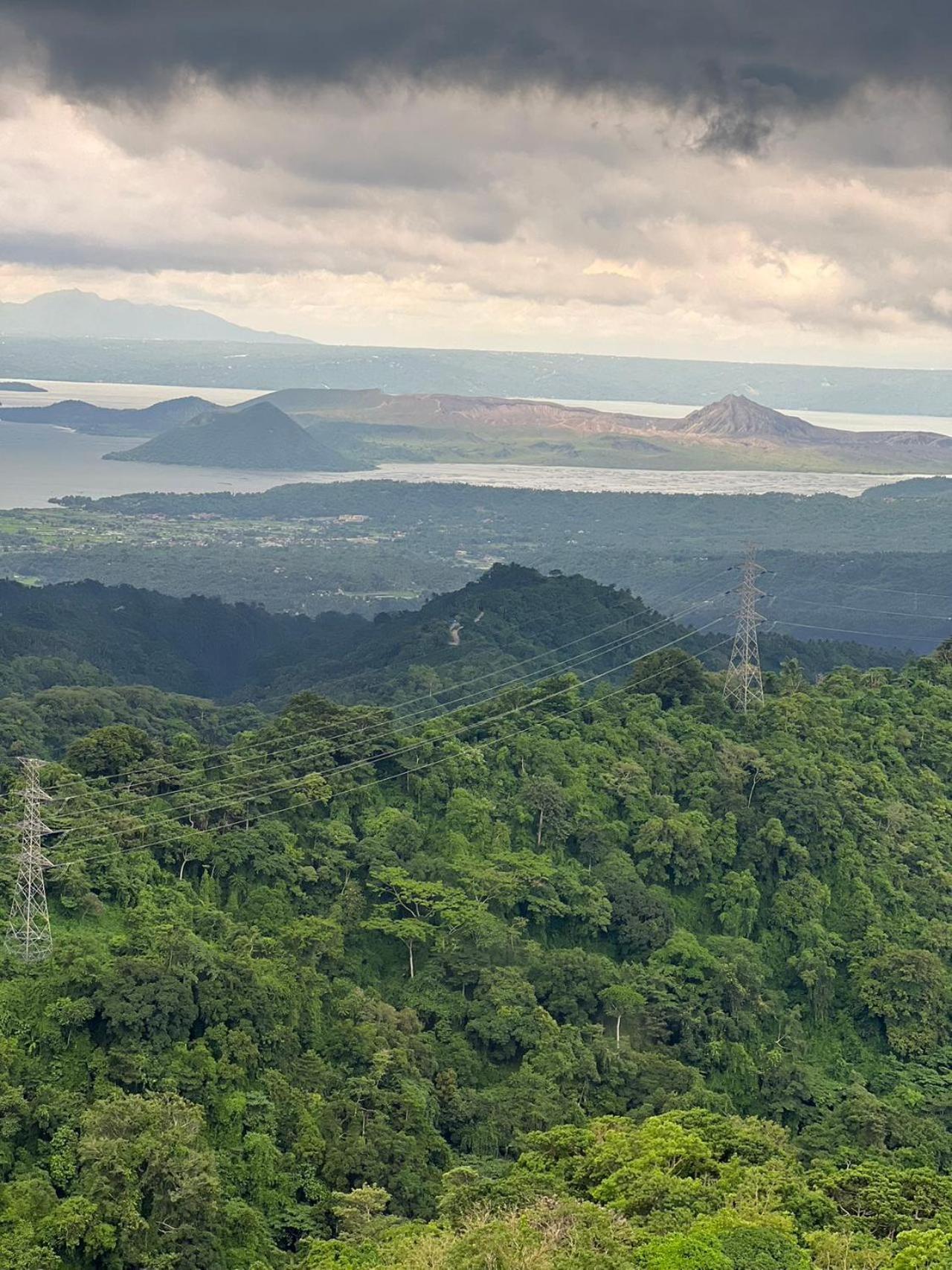 Splendido Tagagtay Taal Lake Staycation Free Parking Netflix No Free Pool Tagaytay City Exteriör bild