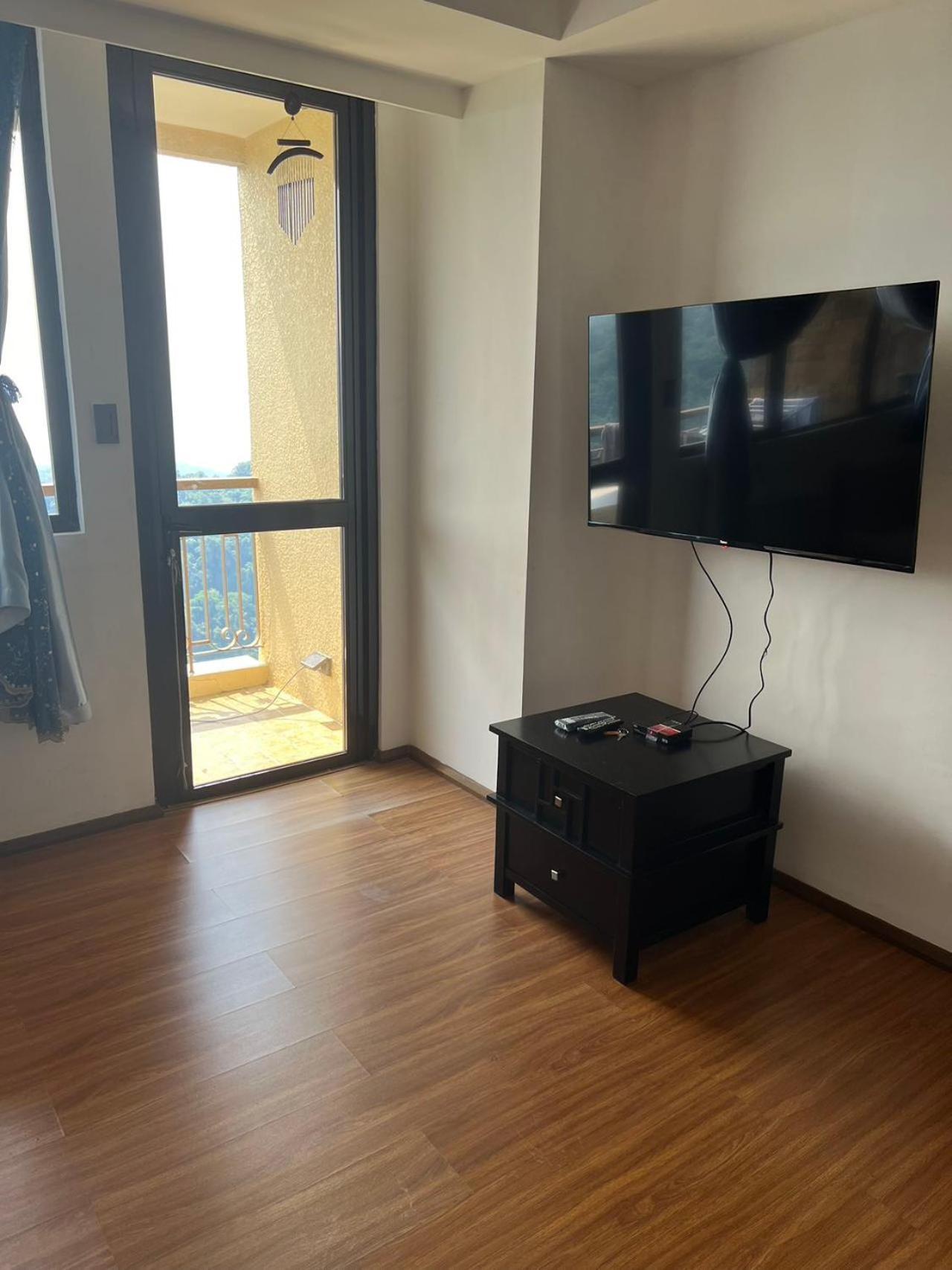 Splendido Tagagtay Taal Lake Staycation Free Parking Netflix No Free Pool Tagaytay City Exteriör bild