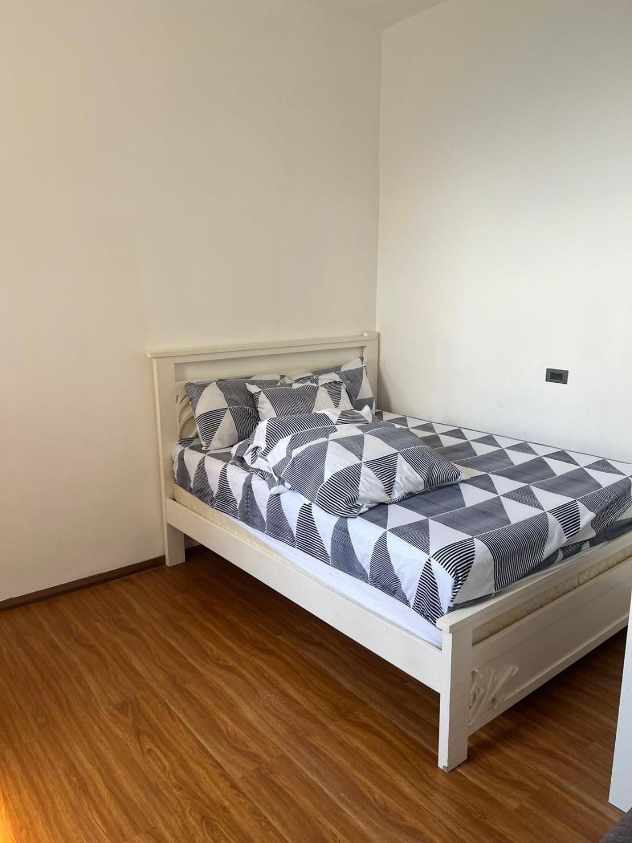 Splendido Tagagtay Taal Lake Staycation Free Parking Netflix No Free Pool Tagaytay City Exteriör bild