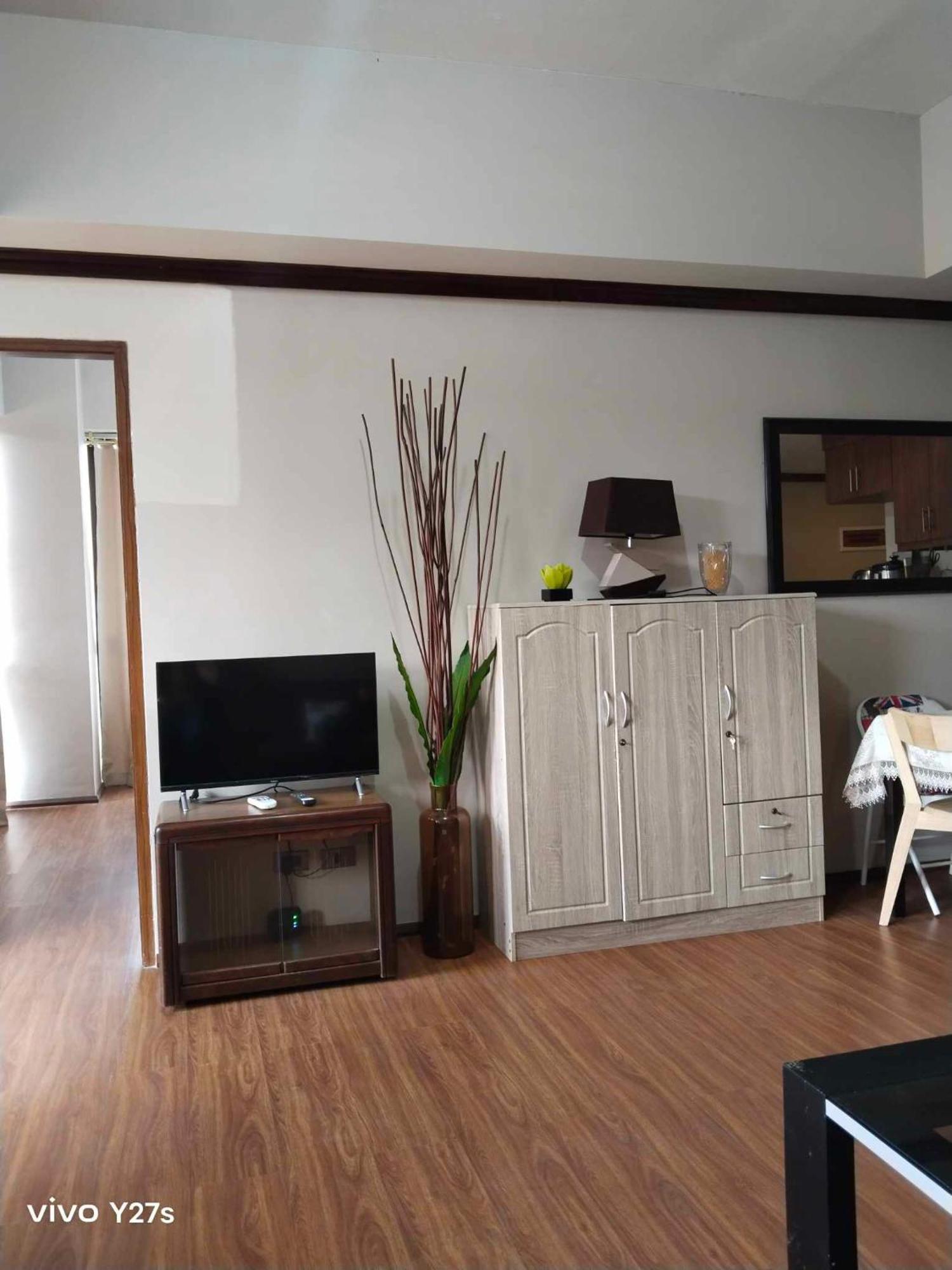 Splendido Tagagtay Taal Lake Staycation Free Parking Netflix No Free Pool Tagaytay City Exteriör bild