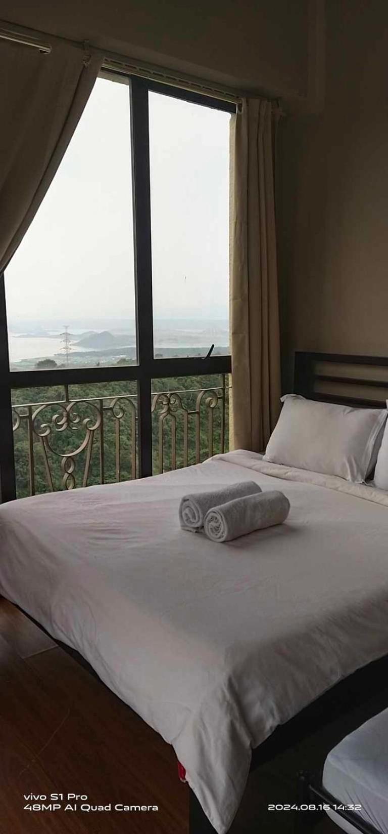 Splendido Tagagtay Taal Lake Staycation Free Parking Netflix No Free Pool Tagaytay City Exteriör bild